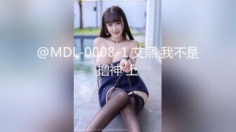 健美教练的全裸写真