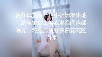 优雅气质尤物御姐女神翘臀小骚货优雅人妻 一边穿着高跟肉丝一边被抬起腿插小骚逼 叫的那么骚哪有平时优雅的样子